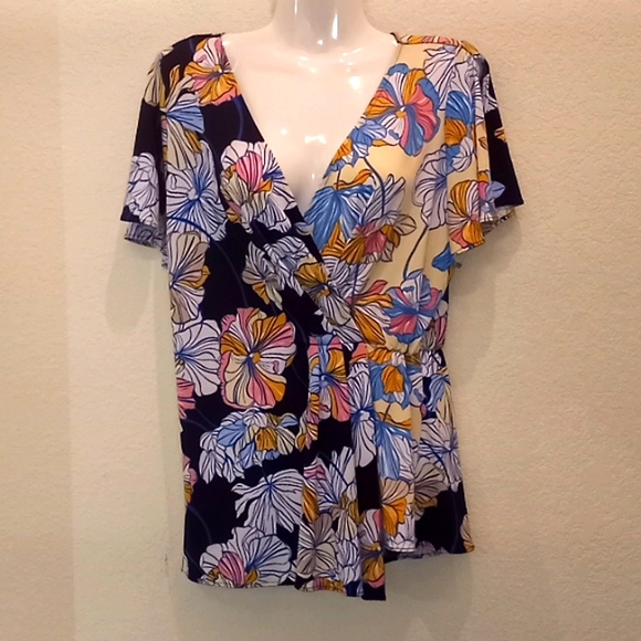 Coco Bianco Floral Print  Blouse - Picture 4 of 13